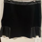 Club Monaco  Black Lambs Leather Trim/Panel Mini Skirt, Size 4 Photo 3
