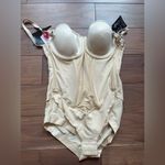 Maidenform  Ultra-Firm Convertible Body Shaper With Underwire Bra‎ Size 34C Photo 2