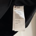 FIGS Cornelia FORMx Crewneck Scrub Top in Black, Size X-Small Photo 9