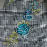 Michele Grey Plaid A line Skirt w/Embroidered Flowers Blue Size 8 Photo 1