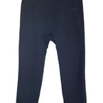 Nike PRO Women's Medium Black Solid Dri-fit, Leggings, Capri, Cropped Activewear Photo 0