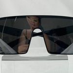 Silver metallic rectangular shield shades Photo 3