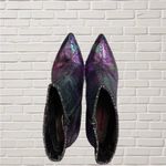 Betsey Johnson  Metallic Shiny Snakeskin Ankle Boots 9.5 Pointed Toe Glam Photo 2