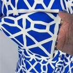 Jude Connally Geometric Print Shirt Dress – Blue & White Stretch Knit Sz M 🧡 Size M Photo 3