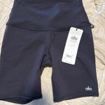Alo Yoga  Biker Shorts Photo 0