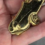 Vintage gold tone large racing car brooch Photo 6