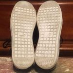 Puma Women's Vikky v2 Black White Sneakers EUC 9 Photo 5