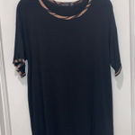 Boohoo  black top with tiger design lining Photo 0