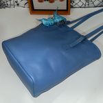 Coach VINTAGE # 9803 blue tote Excellent condition with charms shown Photo 3