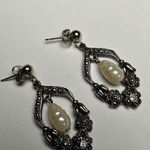 Avon Silver Tone Faux Pearl Rhinestone Pierced Dangle Drop Earrings Photo 8