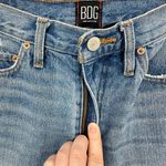 BDG Size 27 Girlfriend High Rise Cut Off Denim Jean Shorts Medium Wash Summer Photo 3