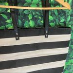 Beach / pool hello sunshine striped tote Black Photo 9