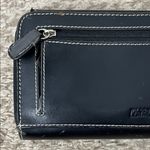 wilson's leather  Smooth Black Full Zip Wallet with Contrasting Stitching Photo 3