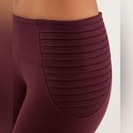 Lululemon Aphrodite Crop Leggings in Bordeaux Drama Size 6 Photo 3