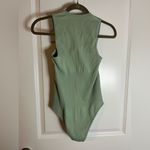 OQQ Women's 1 Piece Bodysuit Sexy Ribbed Strappy Square Neck Sleeveless Sz Large Green Photo 4