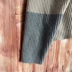 Chloe & Jasmine Ivory Mockneck Gray Colorblock Ribbed Sweater Size 2X Photo 5