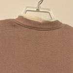 Isaac Mizrahi  Women's Tan and Cream Cardigan Photo 4