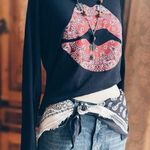 Navy Bandana Tee with Red Lips Design Blue Photo 0