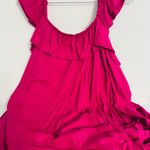 Avenue  Women’s Ruffled Sleeveless Sharkbite Top Photo 2