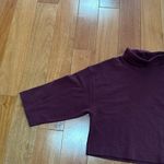 The North Face  Women’s Burgundy Longsleeve Pullover Knit Sweatshirt Size S Photo 2