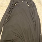 Yogalicious  Black Long Sleeve  Photo 1