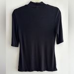 T Tahari  Black Ribbed Mockneck Short Sleeve Blouse, Size Small Photo 11