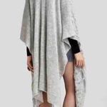 Free People  Womens Cable Knit Poncho Cardigan Sweater Shawl in Grey XS/S Photo 2