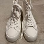 Steve Madden White Platform Shoes Photo 2