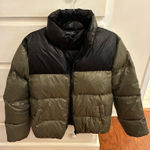 SheIn  Green and Black Puffer Jacket Women’s Photo 0