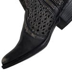 Circle G EUC  Laser Cut Leather Cut Ankle Boots Size 10 Photo 4