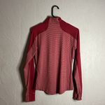 Columbia  1/2zip lightweight jacket size small in red Photo 3