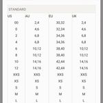 Faux Fur Vest with faux leather size Medium White Photo 8