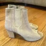 Toms Tan Perforated Peep Toe Suede Ankle Booties US Size 7.5 Photo 1