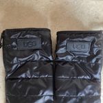 UGG 🩵🩵 QUILTED LINED GLOVES SIDE ZIP CLOSURE W/BLACK LEATHER PALMS WOMENS S/M Photo 1