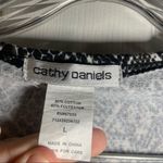 Cathy Daniels  Black/White Snake Print Short Sleeve Tee L Photo 1