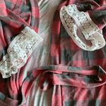 Boutique buffalo plaid lightweight robe Size M Photo 3