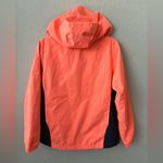 New Balance Windbreaker/Jacket SZ Large Photo 4