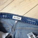 DL1961  Mara Instasculpt Straight Split Ankle Crop Jeans Size 29 Photo 2