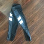 Ideology  Medium Black/White 3/4 Length Leggings Photo 2