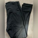 NEW Woman’s Black Warm Leggings With Fleece Lining With Pockets In Front Size undefined Photo 2