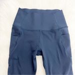 Gap  Fit Sculpt Navy Blue cropped Leggings Photo 3