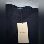 Halogen Women's High Waist Black Shorts 🩳
*NEW WITH TAGS 🏷️ Photo 4