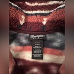 Wrangler Ladies Retro Americana Burgundy Sherpa size large Photo 2
