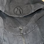 Lululemon scuba size 8 Photo 2