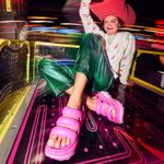 Crocs WOMEN'S MEGA CRUSH TRIPLE STRAP Pink Crush Size 5M Or 7W Photo 10