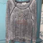 Wildfox π¦π Stay wild, flower child sweatshirt
60% Cotton
40% Polyester Photo 4