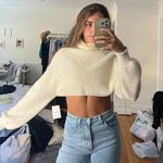 Forever 21 Cropped Sweater Photo 1