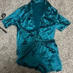 Emerald green silk pajamas Photo 0