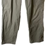 Kuhl  Women’s Hiking Olive Green Pants‎ Size 8 Short Photo 2
