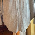 Jolie grey top Size L Photo 3